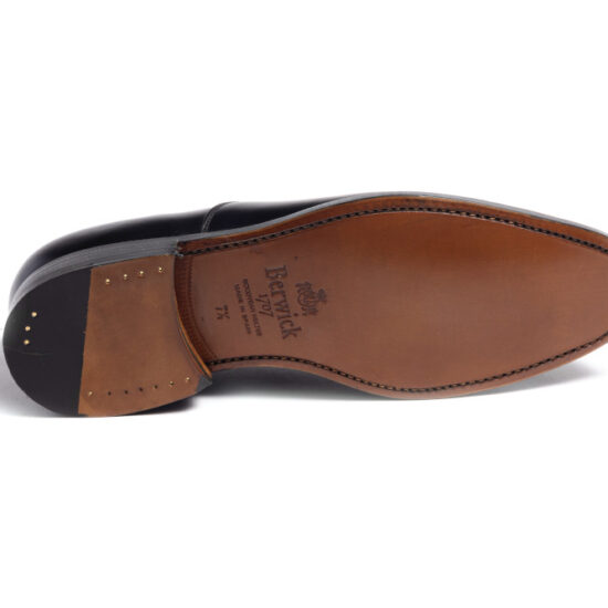 Berwick 6824 in pelle nera opaca - immagine 5